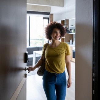 Women leaving her apartment